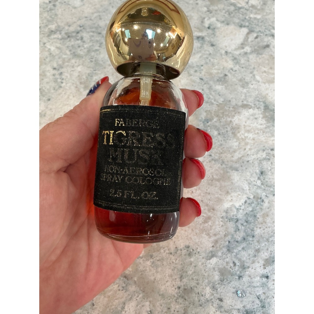 Faberge Spray Cologne Tigress Musk 2.5 oz Gold Cap Vintage Non-Aerosol